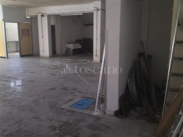 Laboratorio di 210 mq a Portuense, Villa Bonelli Roma