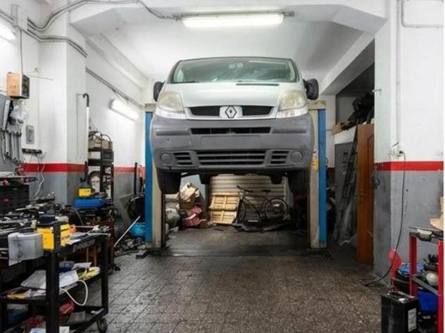 Laboratorio in Vendita[98 mq]