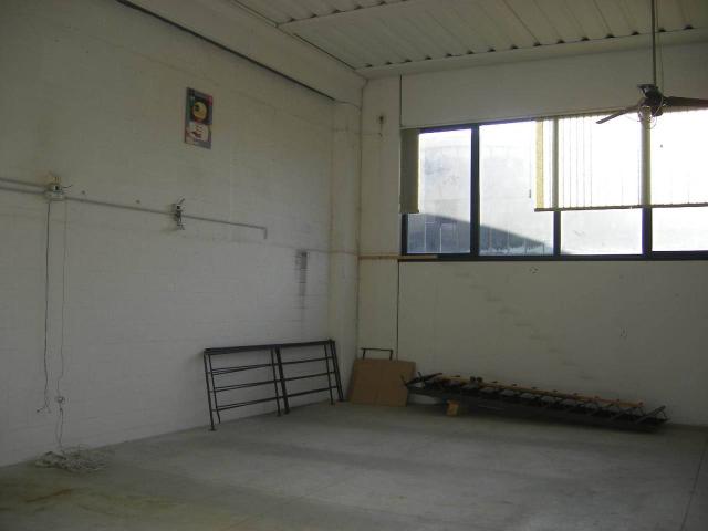 Laboratorio in vendita a Campi Bisenzio