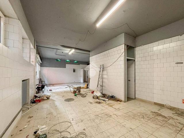 Laboratorio in vendita a Brembate Di Sopra