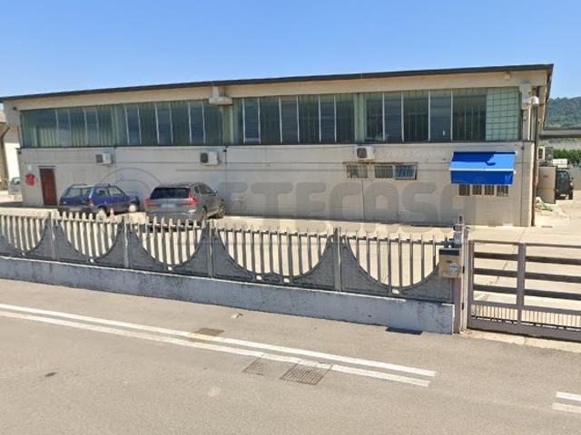 Laboratorio in Vendita a Brendola