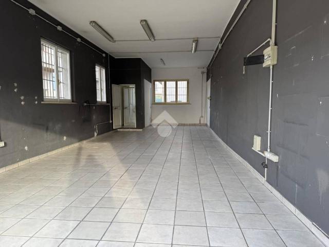 Laboratorio in vendita a Mosciano Sant'Angelo