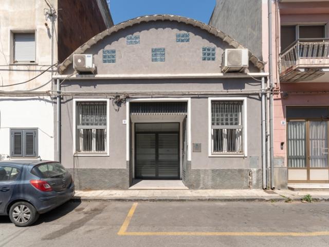 Laboratorio in vendita a Misterbianco