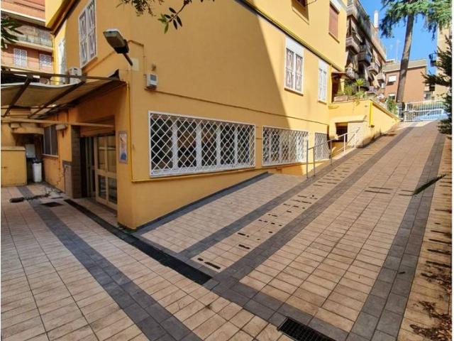 Laboratorio in vendita a Roma