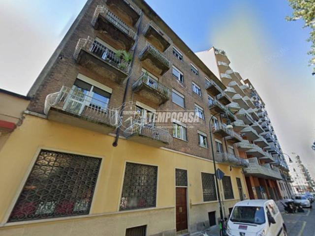 Magazzino in vendita a Torino