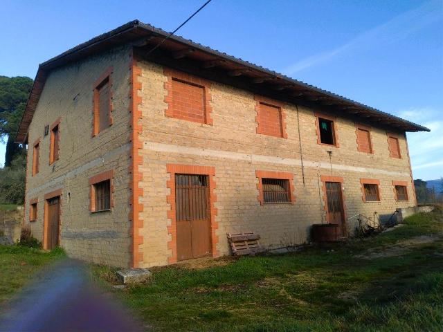 Laboratorio in vendita a Tuoro Sul Trasimeno