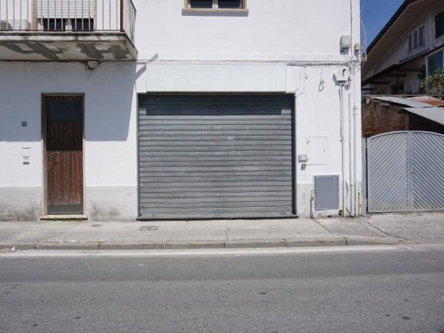 Laboratorio in vendita a Viareggio