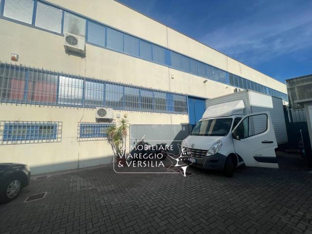Laboratorio in vendita a Viareggio