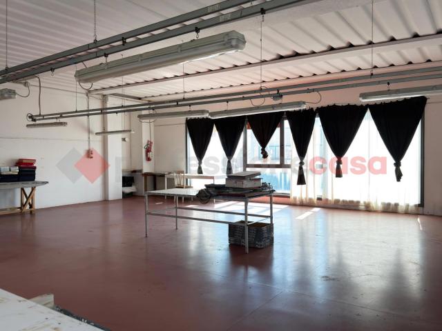 Laboratorio in affitto a Arezzo