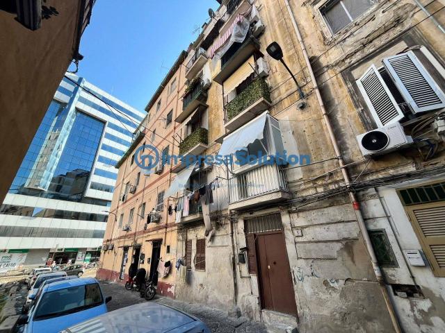Laboratorio in affitto a Napoli