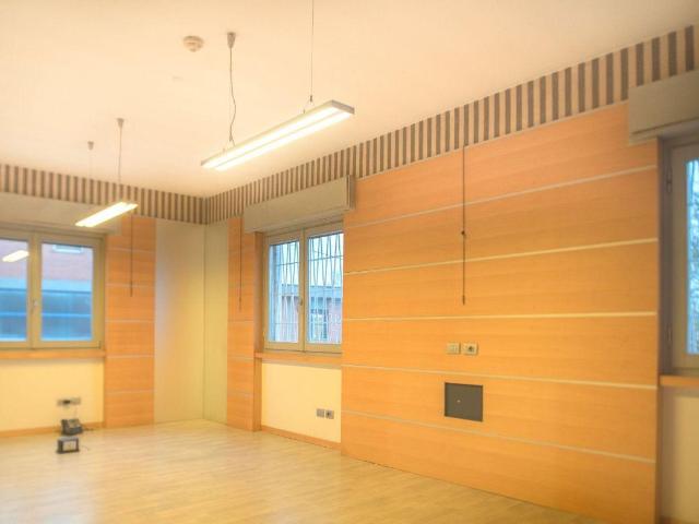 Laboratorio in affitto a San Giuliano Milanese