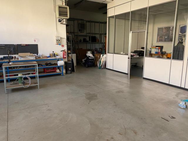 Laboratorio in affitto a Scandicci