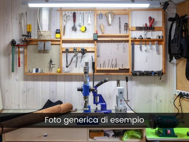 Laboratorio in affitto a Peschiera Borromeo