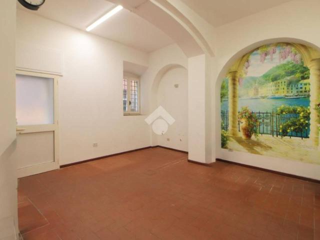 Laboratorio in affitto a Pisa