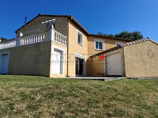 Labruguière 81290 Achat / Vente maison 4 pièces t4 au dernier étage piscine