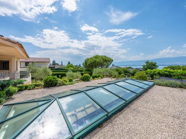 Lac Léman Sotheby's International Realty vous propose: Mess. 750m² Messery