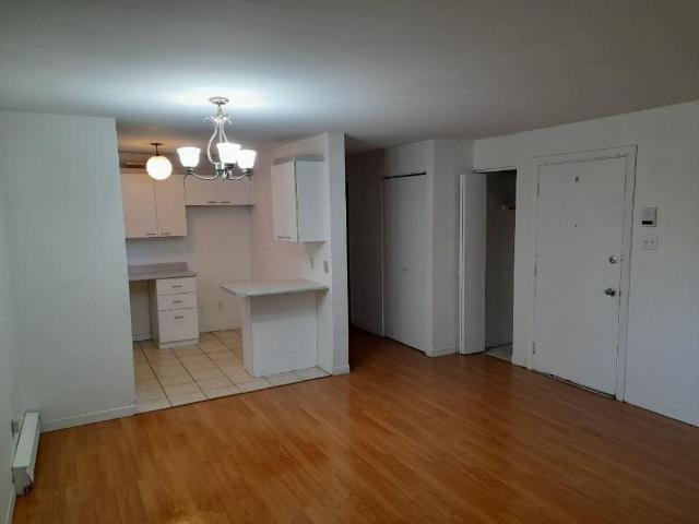 Lachine Grand 4 1/2 Disponible 1er Juillet