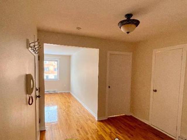 Lachine Renovated 4½ Rénové June or July