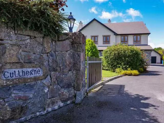 Lackaghmore, Turloughmore, Co. Galway, H65 HY88