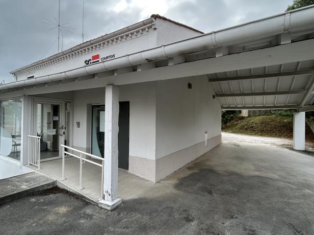 LACROUZETTE IDÉAL INVESTISSEUR BATIMENT DE 80 m2 AVEC JARDIN ET PARKING