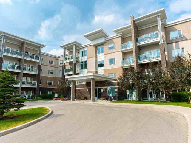 Lady Joyce Apartments 2 Bedroom Apartment for Rent at 2390 Mcphillips St, Winnipeg, MB R2V 5A3 Leila North