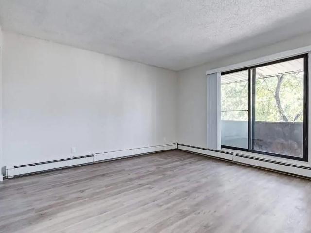 Lady Smith Apartments 2 Bedroom Apartment for Rent at 202 Avenue V S, Saskatoon, SK S7M 3E3 Pleasant Hill