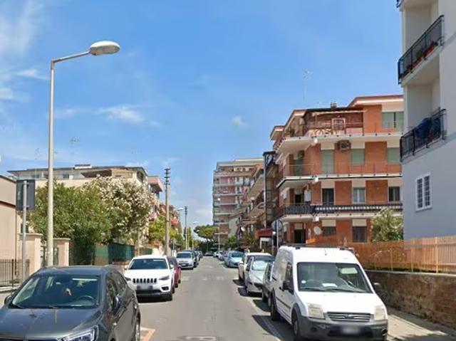 Ladispoli bilocale arredato