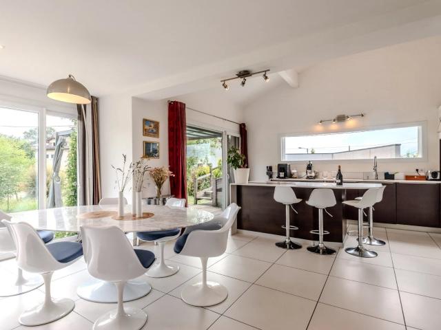 L'affaire du printemps ! 144m² Marin