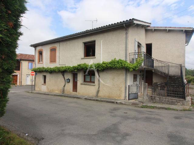 Lafrançaise maison coeur de village