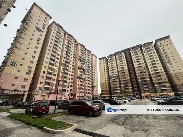 Laguna Biru 1 Apartment, Kundang