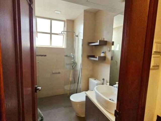 Laguna Green D16, Condominium