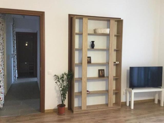 Laguna residence 3 room apartment for rent