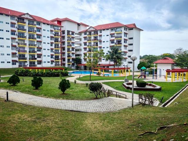 Laguna Resort Apartment Teluk Kemang Pantai Purnama Port Dickson