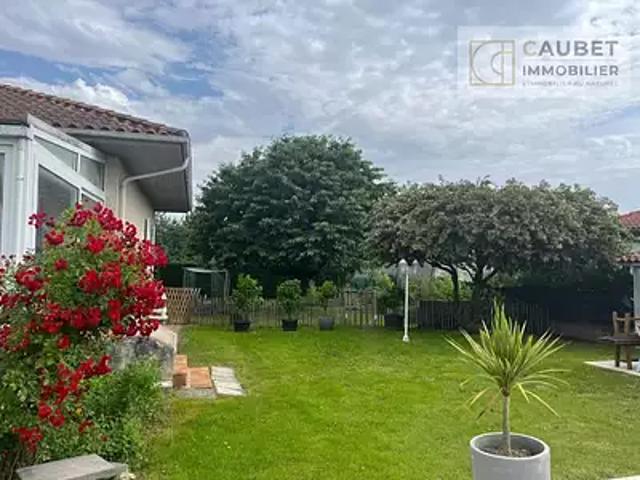 Lagarde 65320 Location appartement 4 pièces t4 piscine