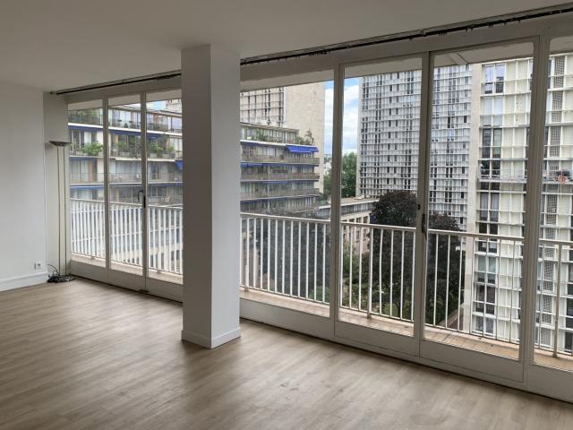 L'agence des immeubles F Pouillon vous propose un 5 Pièces avec