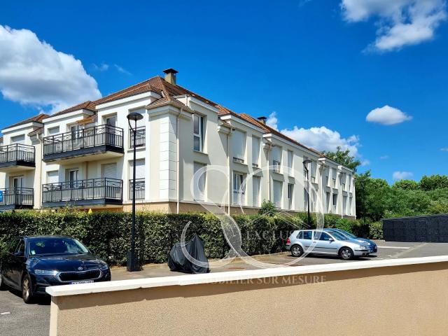 L'agence SO EXCLUSIF présente AUBERGENVILLE