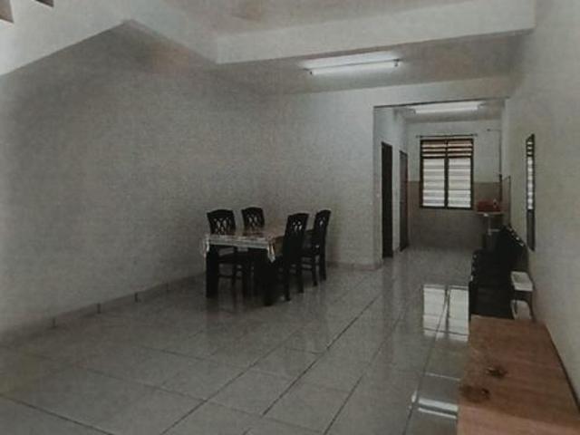 Lagenda Putra Double storey low cost house for rent