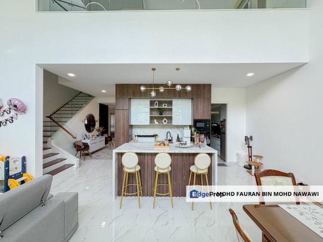 Lagenda Waterfront Homes