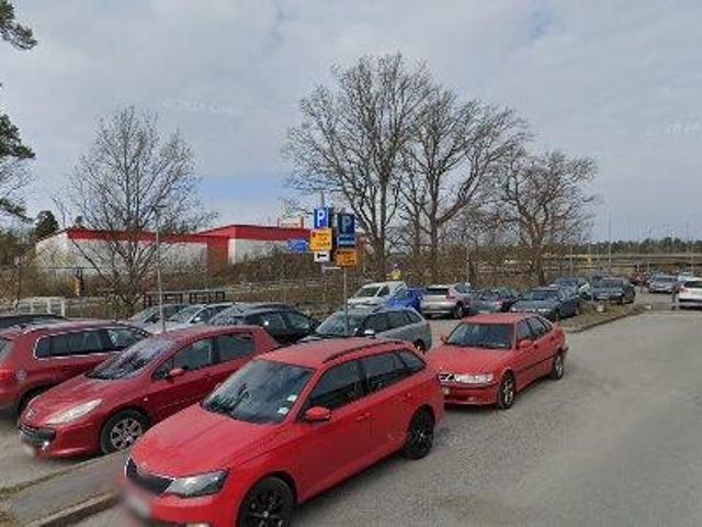 Lägenhet att hyra i Huddinge