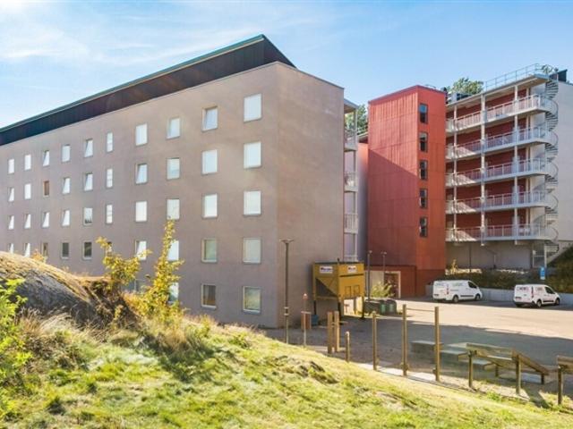 Lägenhet för 5 625 kr, Huddinge, Stockholm