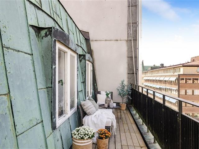 Lägenhet med altan/terrass, Eskilstuna, Södermanland