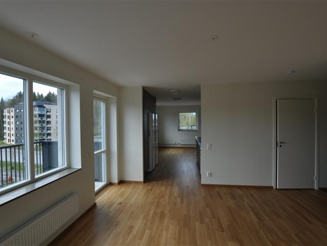 Lägenhet med altan/terrass, Huskvarna, Jönköping