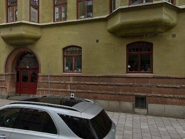 Lager till salu på Östermalm