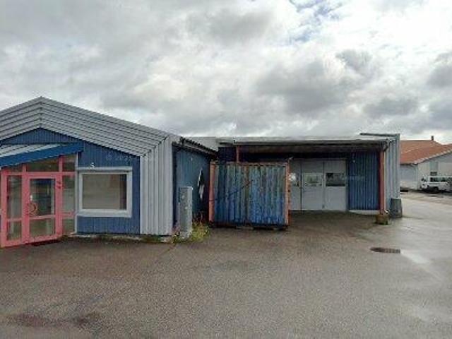 Lager till salu i Växjö, Hovmantorp