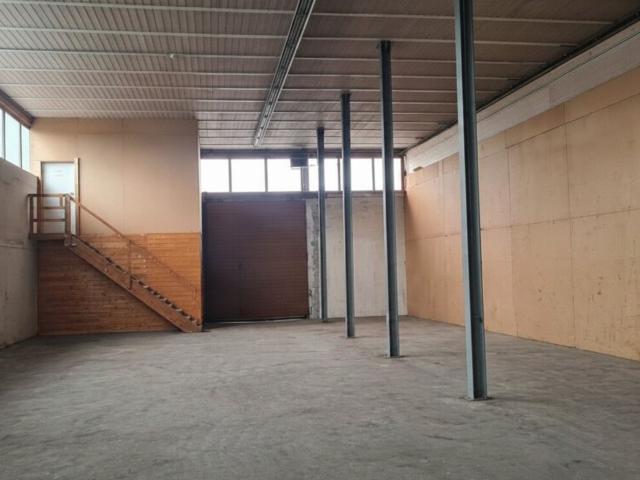 Lager Bzw. Einfache Werkstatthalle 350M² mit 3 Stellplätzen in Lustenau, Vorarlberg!