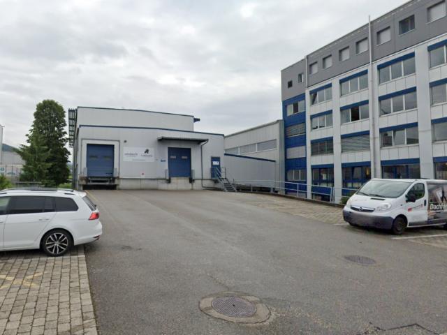 Lagerhalle / Logistikzentrum
