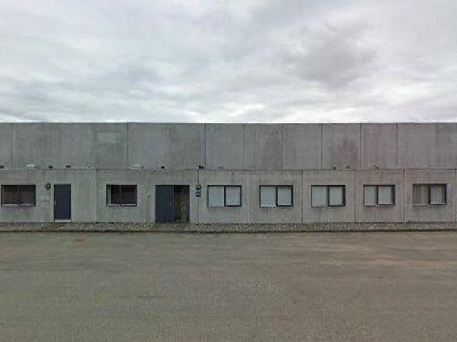 Lager/kontor på 100 m² nær motorvej E45