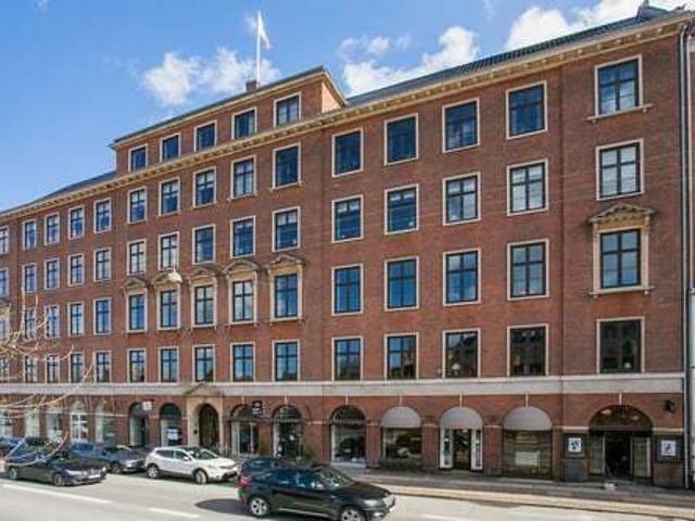 Lagerrum udlejes på central beliggenhed