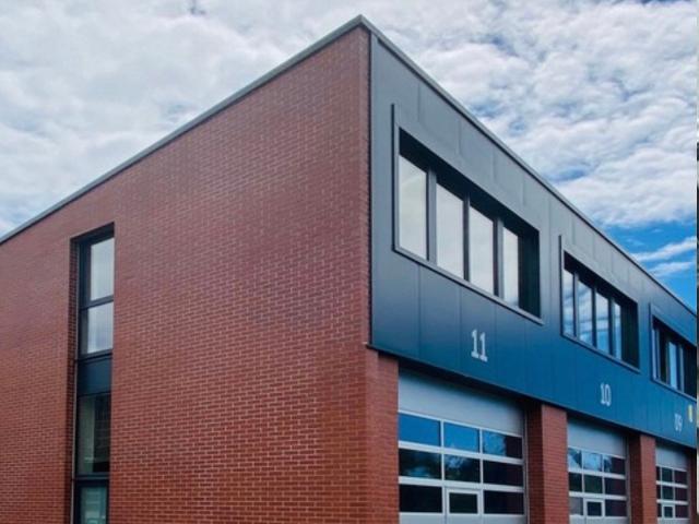 LAGERRAUM VON CA. 60 M² AUF ZWEI EBENEN MIT PARKPLATZ