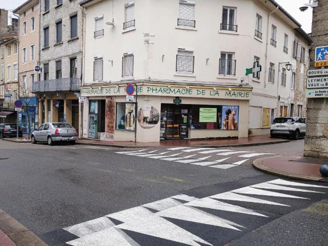 LAGNIEU COMMERCE 120 m²